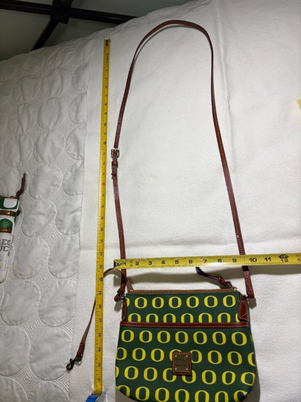 Dooney & Bourke Crossbody: University of Oregon - Go Ducks! - Picture 2 of 9